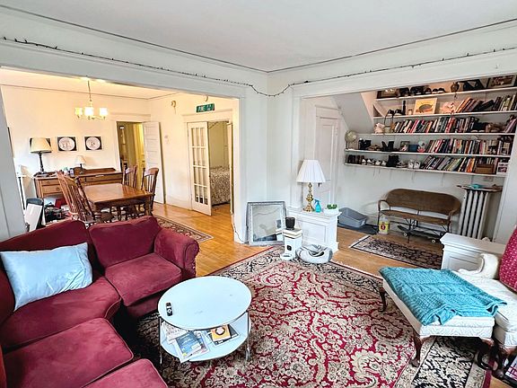 5th image of 90 Malcolm Ave SE APT 1