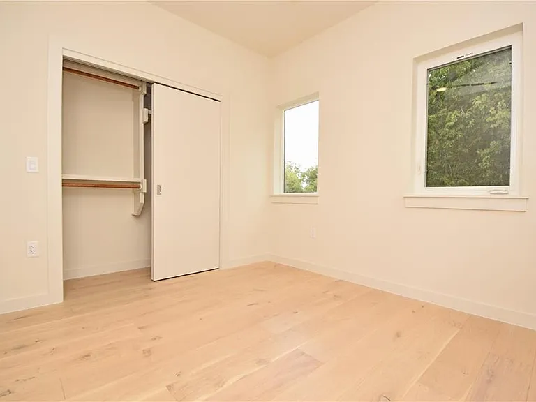5405 Sunshine Dr #2 — Photo 18