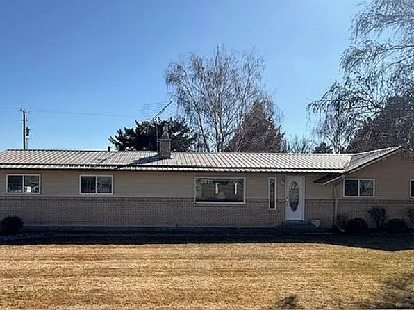 807 W Poleline Rd, Rexburg, ID 83440