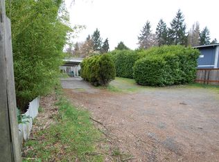 11701 35th Ave NE, Seattle, WA 98125