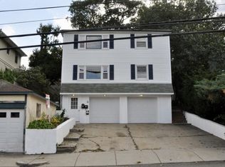 133 Centre St, Quincy, MA 02169