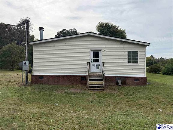 2nd image of 148 Centerville Rd