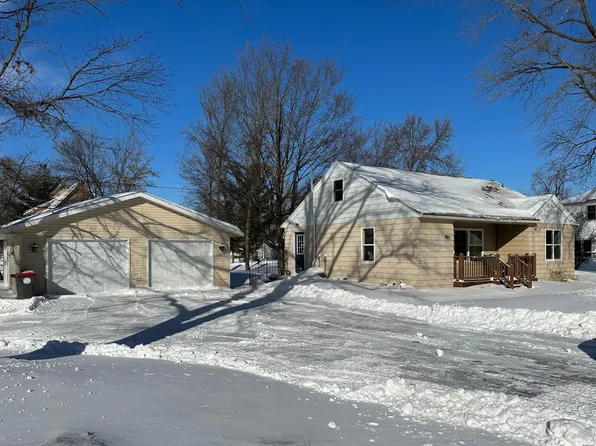 407 Douglas Ave, Carlos, MN 56319