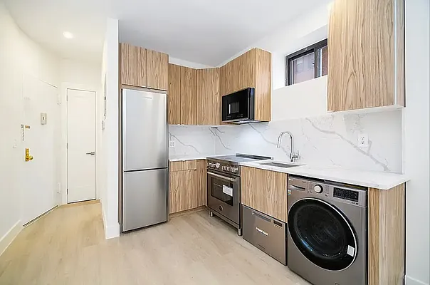 Rented by REAL New York | media 2