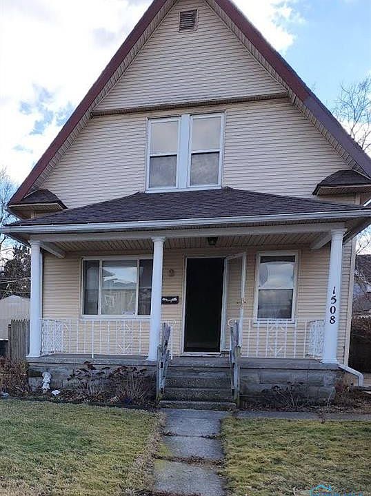1st image of 1508 Albert St
