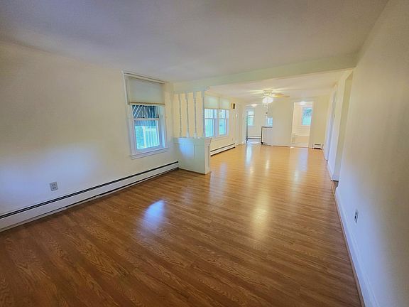 5th image of 35 Mowry Ave Floor 2