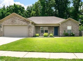 251 Creek View Dr, Austin, AR 72007
