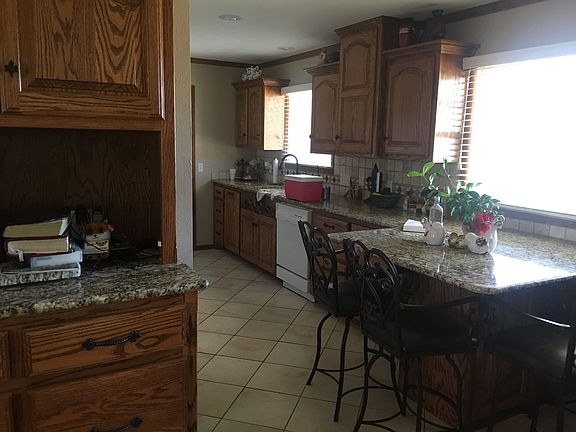 4th image of 1709 Gillham Dr