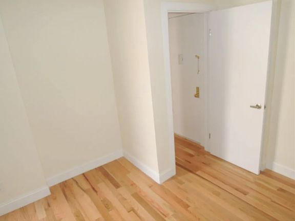 2nd image of 540 W 157th St APT 3