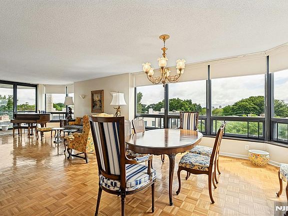 5th image of 900 Palisade Avenue #4F