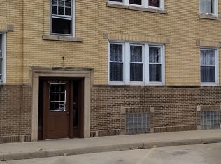 5704 W George St #1, Chicago, IL 60634