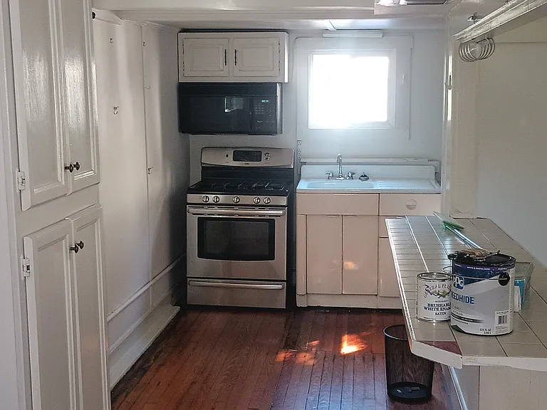 415 Severn Ave — Photo 3