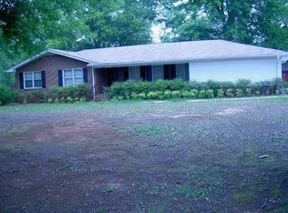 126 Gwyn St, Zebulon, GA 30295