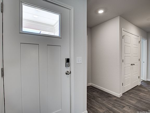 4th image of 5947 Cinnabar Corner