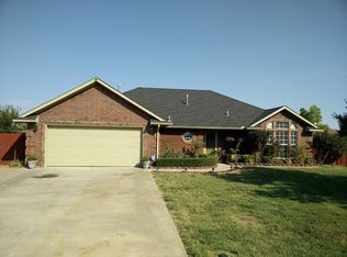101 NW Valleybrook Dr, Lawton, OK 73505