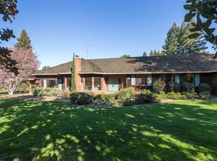 26050 Torello Ln, Los Altos Hills, CA 94022