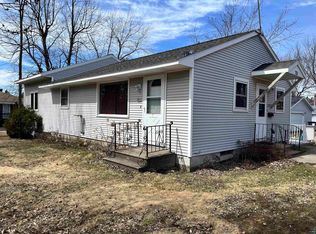 701 1st St, Proctor, MN 55810