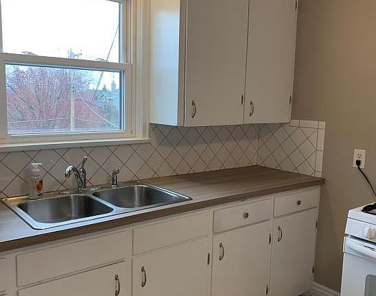 4th image of 3126 Mason St