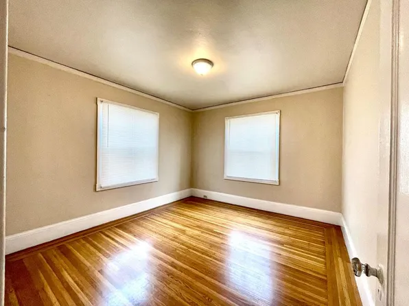 3939 Webster St, Oakland, CA 94609