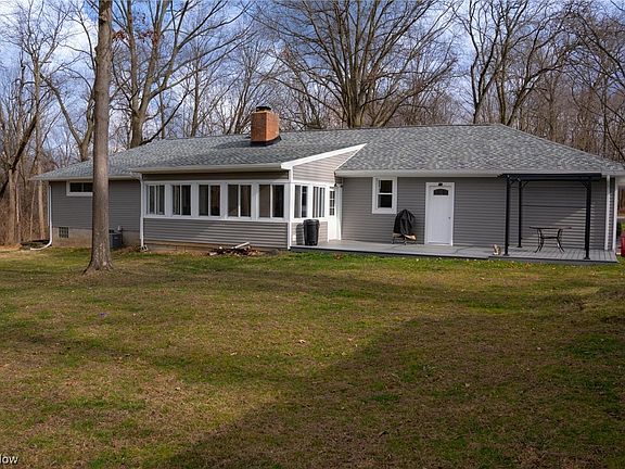 5th image of 6882 Tanglewood Dr
