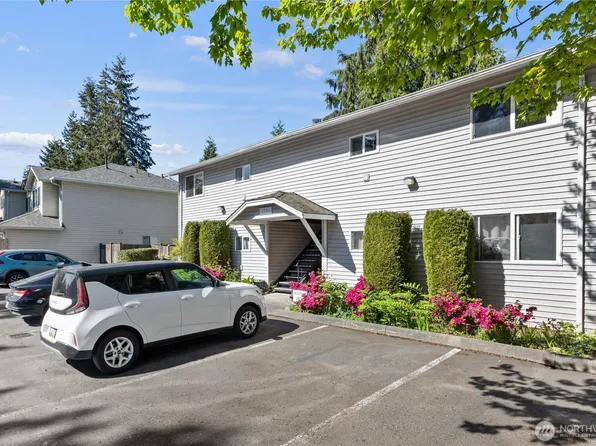 7700 196th Street SW #C, Edmonds, WA 98026