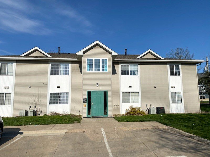 2601 &amp; 2661 Lakeside Dr 1AD3A, Iowa City, IA 52240