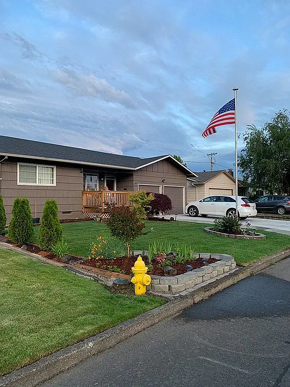 2440 Umpqua Rd photo 1