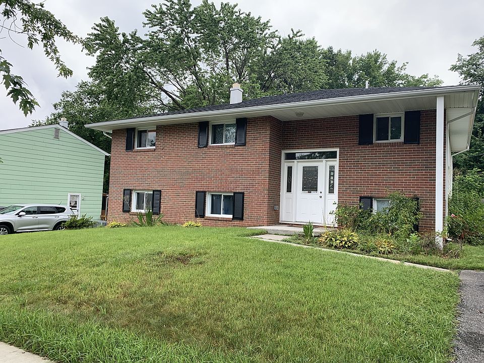 1st image of 7981 Cross Creek Dr