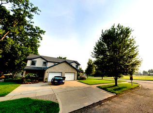 34364 John Hauk St, Westland, MI 48185