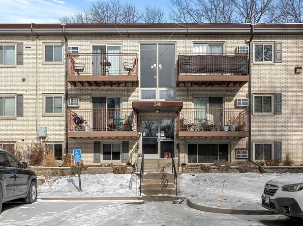 240 Wentworth Ave W APT 106, West Saint Paul, MN 55118