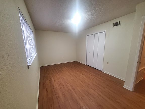 3rd image of 5706 Fort Clinton St