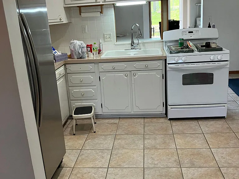 14163 Cindy Cir — Photo 2