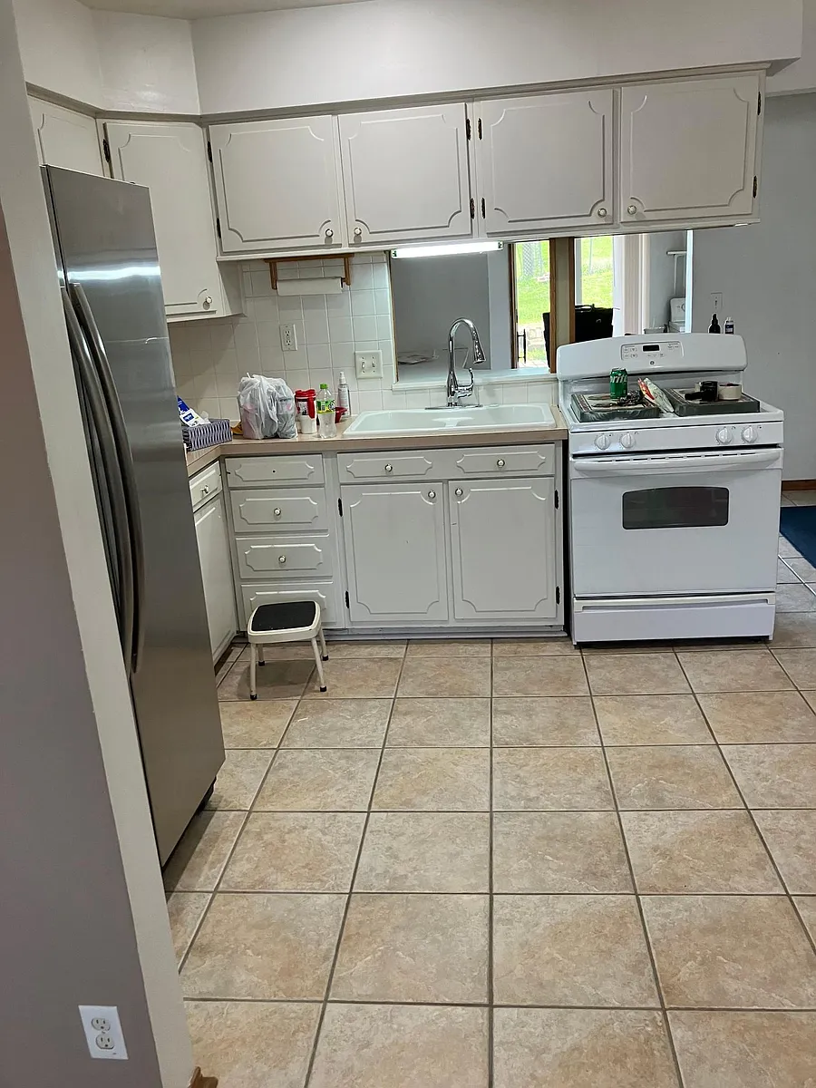 Building Photo - 14163 Cindy Cir