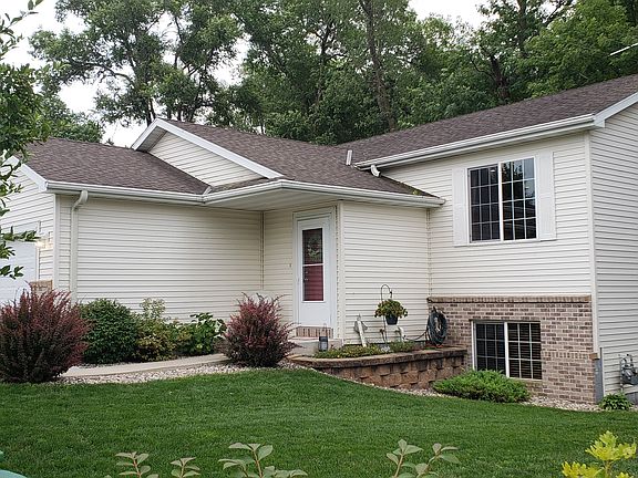 2nd image of 113 Connie Ln