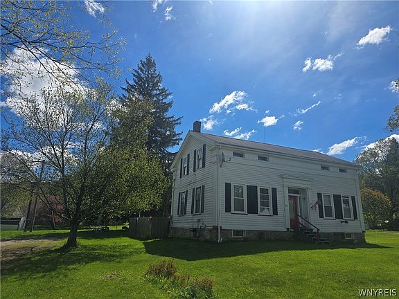 2nd image of 11 Grace St