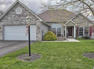 91 Longwood Dr, Mechanicsburg, PA 17050