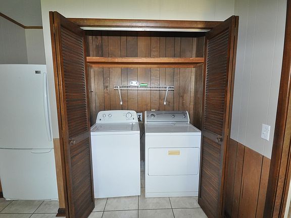 4th image of 1714 Oak Hill Dr #2B-1BA