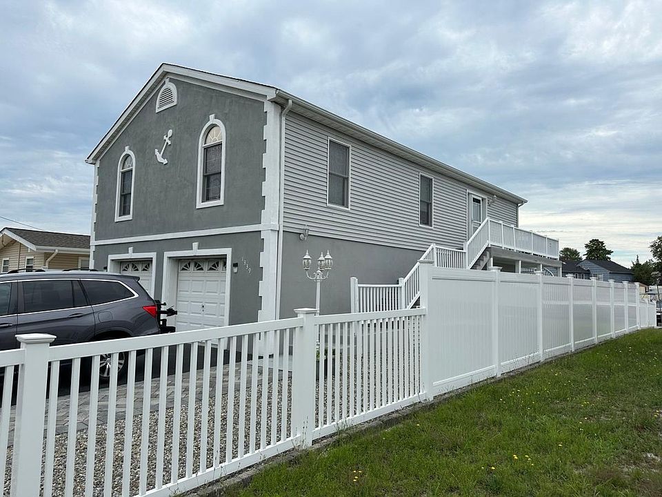 1st image of 1339 Bay Ave