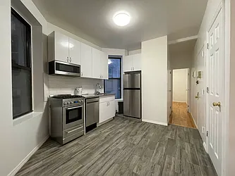 Rented by HOLTON REAL ESTATE INC.