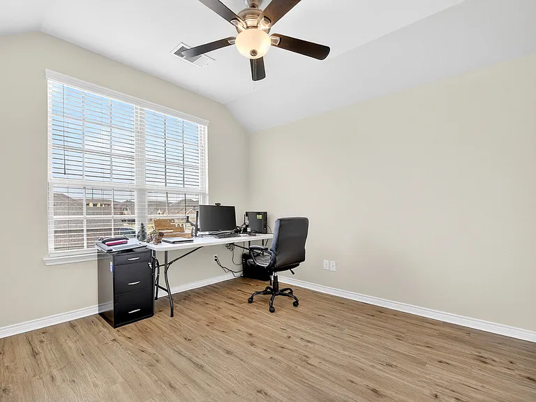 2261 Obsidian Dr — Photo 23