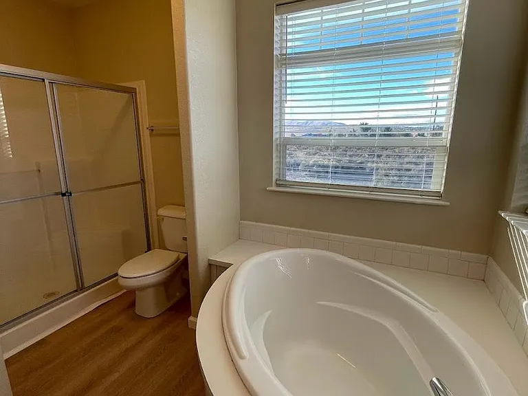 2335 Jacobsen Ln — Photo 8