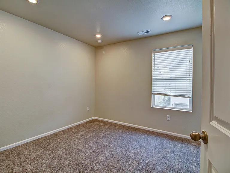 13811 Vispo Way — Photo 20