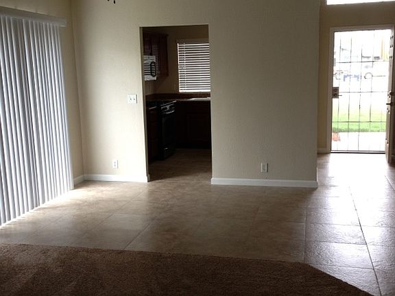 5th image of 1060 Olive Ct