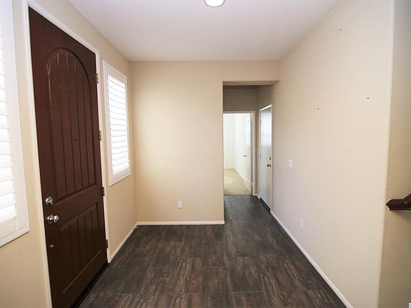4th image of 28646 Farrier Dr