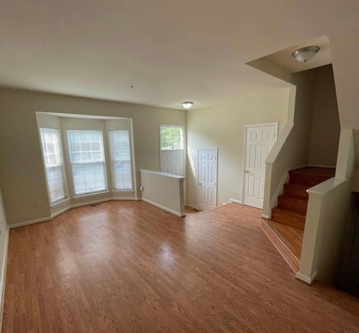 8317 Township Dr — Photo 2