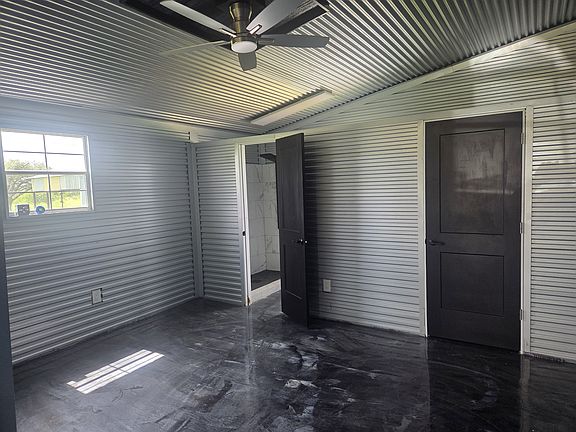 5th image of 139 W Sagebrush St #1A