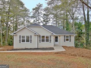 105 Greenwood St, Griffin, GA 30224