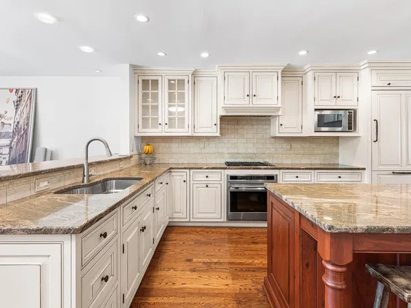 119 E Montgomery Ave Unit 7, Ardmore, PA 19003