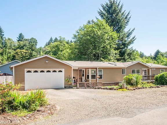 3rd image of 2347 N Chinook Ln