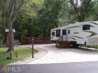 28 Fishtail Cir, Cleveland, GA 30528